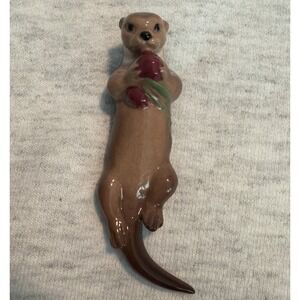 Vintage Retired Hagen Renaker Otter On Back Floating Figurine Trinket Miniature